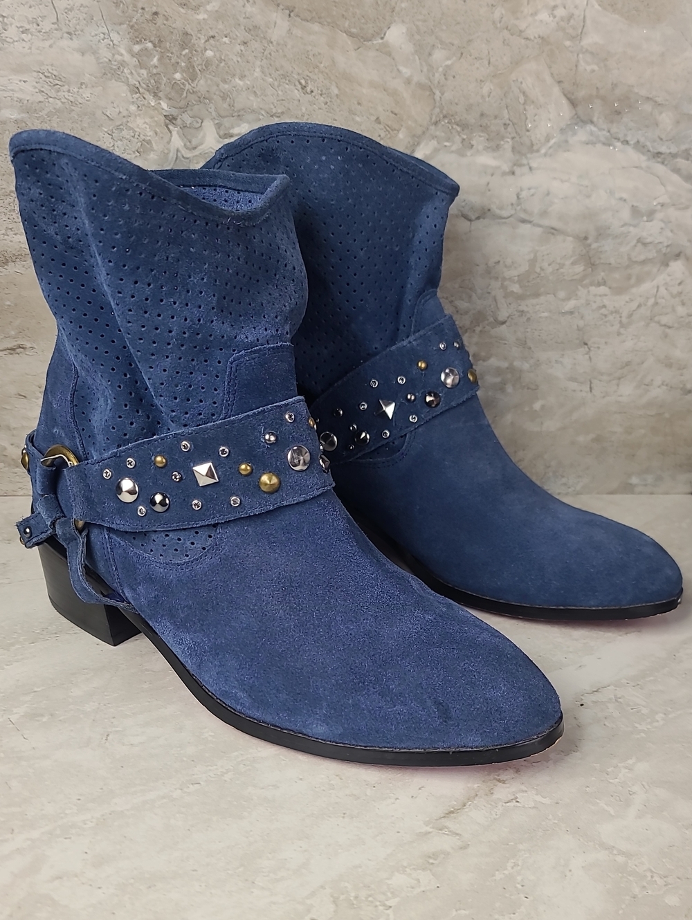 Twiggy London Blue Suede Leather Studded Western Ankle Bootie Boots 8.5